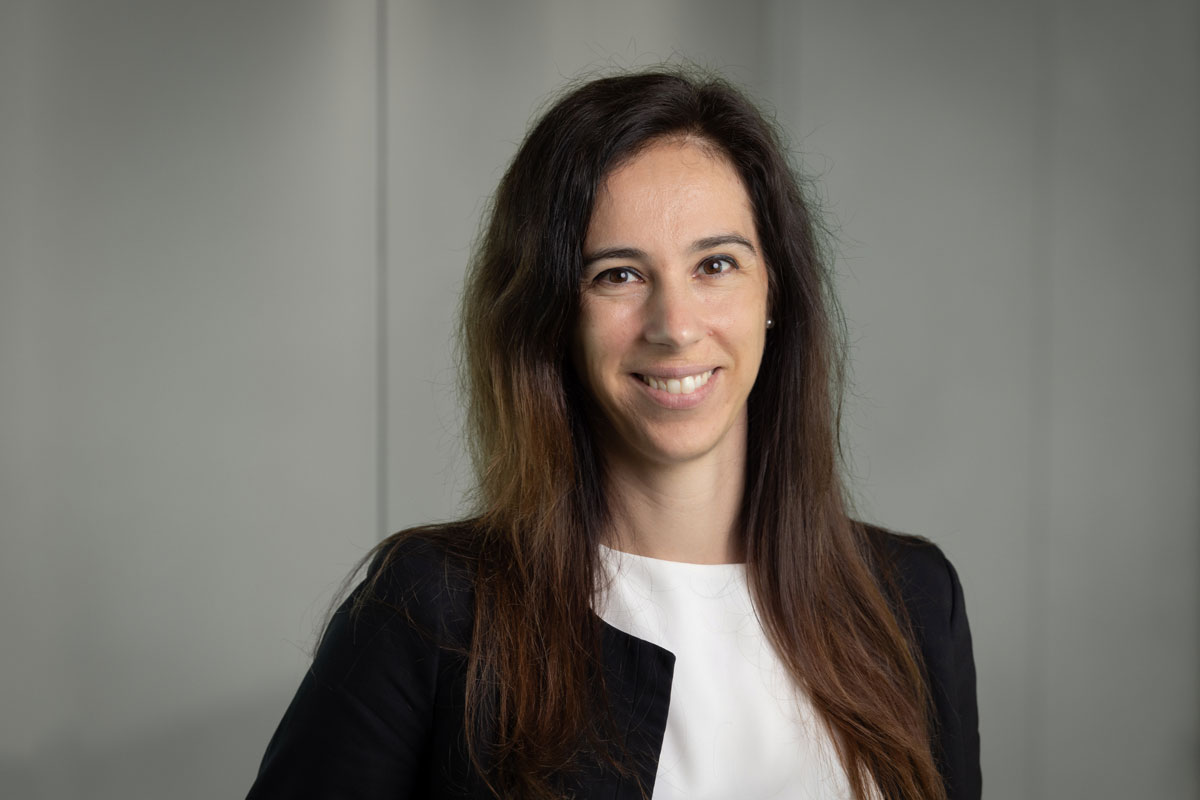 Elodie Simonian, Head of Legal<br>Département administratif et financier